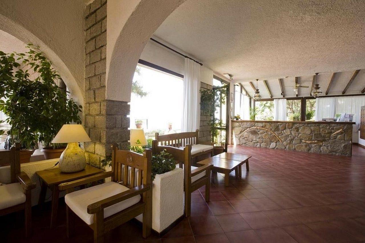Club Esse Shardana Hotel Санта Тереза Галура Екстериор снимка